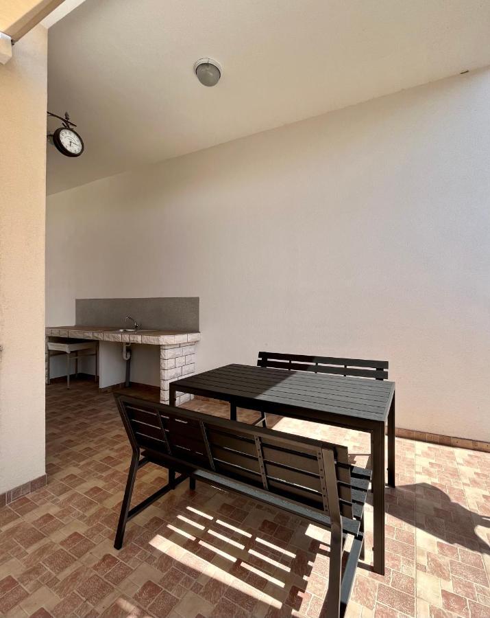 Apartmani Anita Žaborić Exterior foto